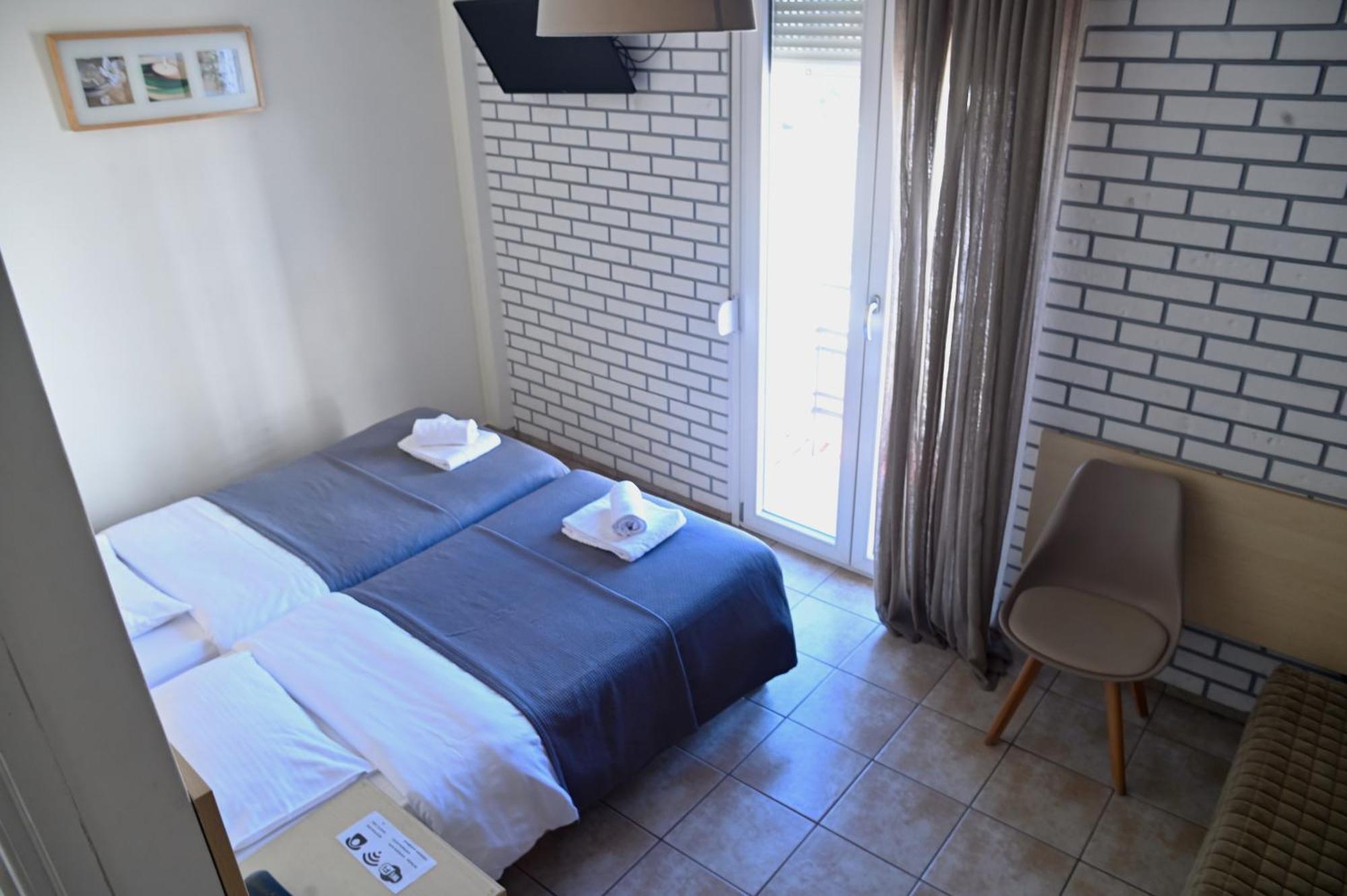 Hotel Kentrikon Chalkís Zewnętrze zdjęcie
